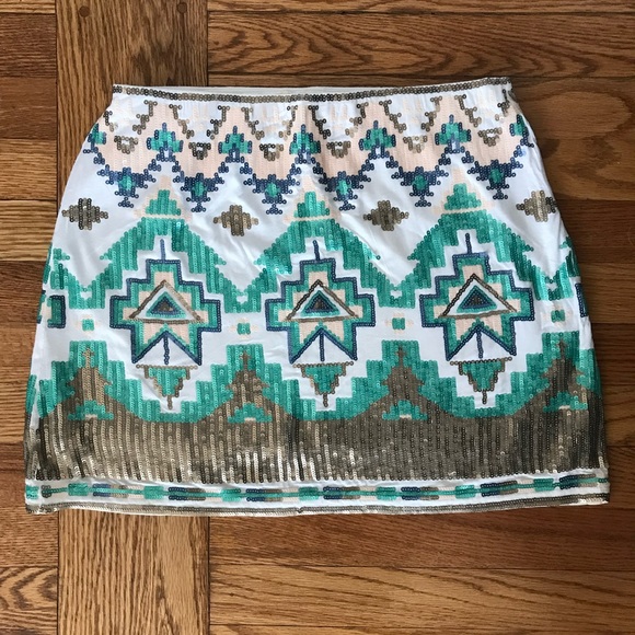 Francesca's Collections Dresses & Skirts - Francescas sequin mini skirt sz L Francesca's Collections Dresses & Skirts - Francescas sequin mini skirt sz L